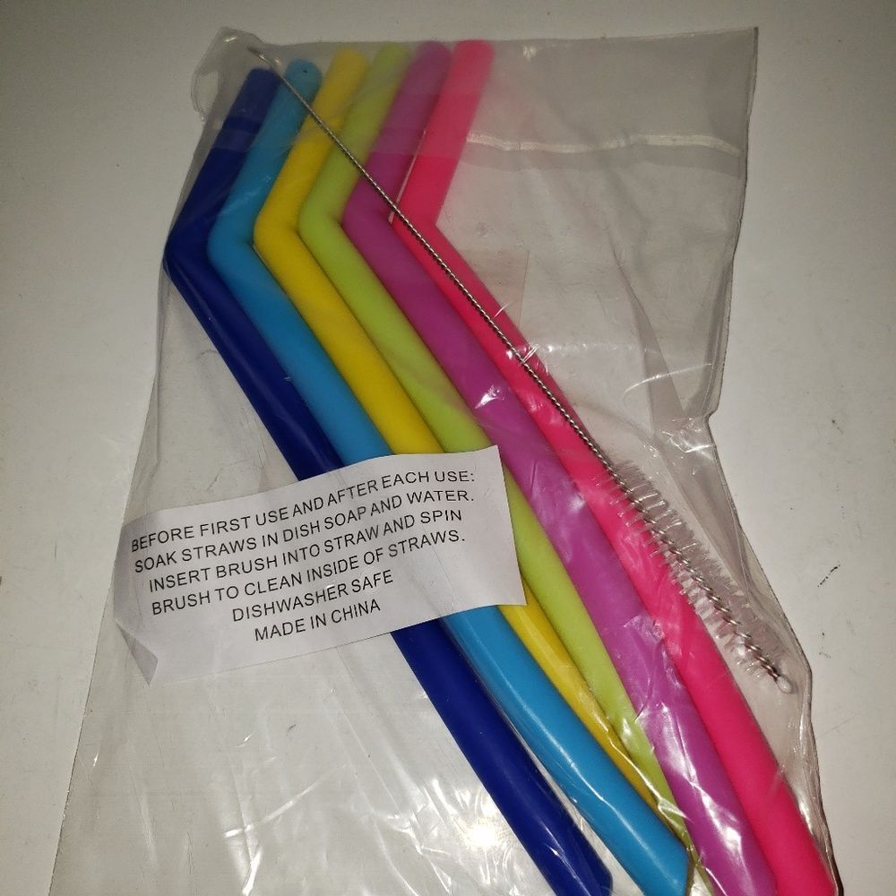 Unbranded Set of 6 Silicone bended reusable straws With Cleaning Brush